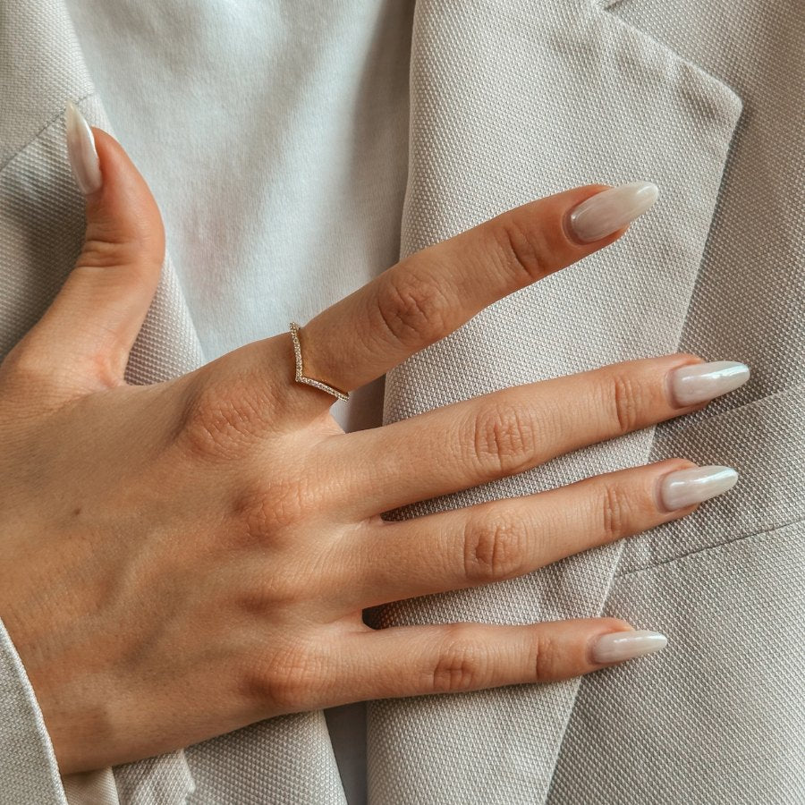 Bague en argent Golden Simple V - Zirconium - Indira
