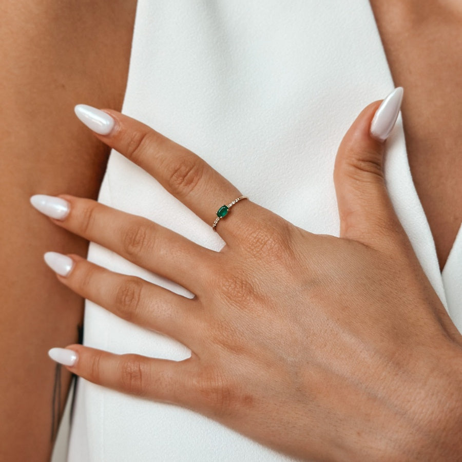 Bague en or Vivien - Émeraude et Diamants - Indira
