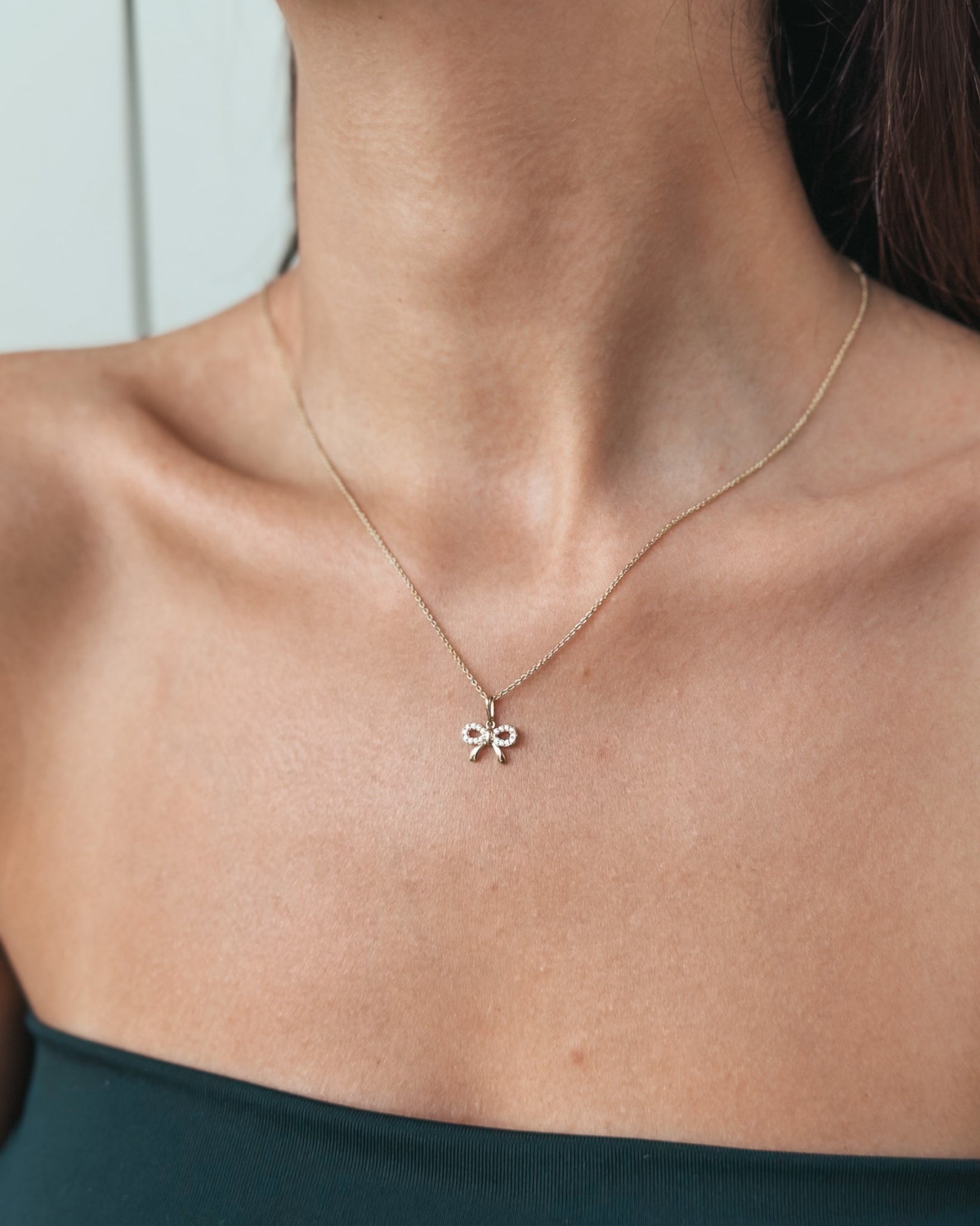 Pendentif en or jaune Bow Charm - Indira