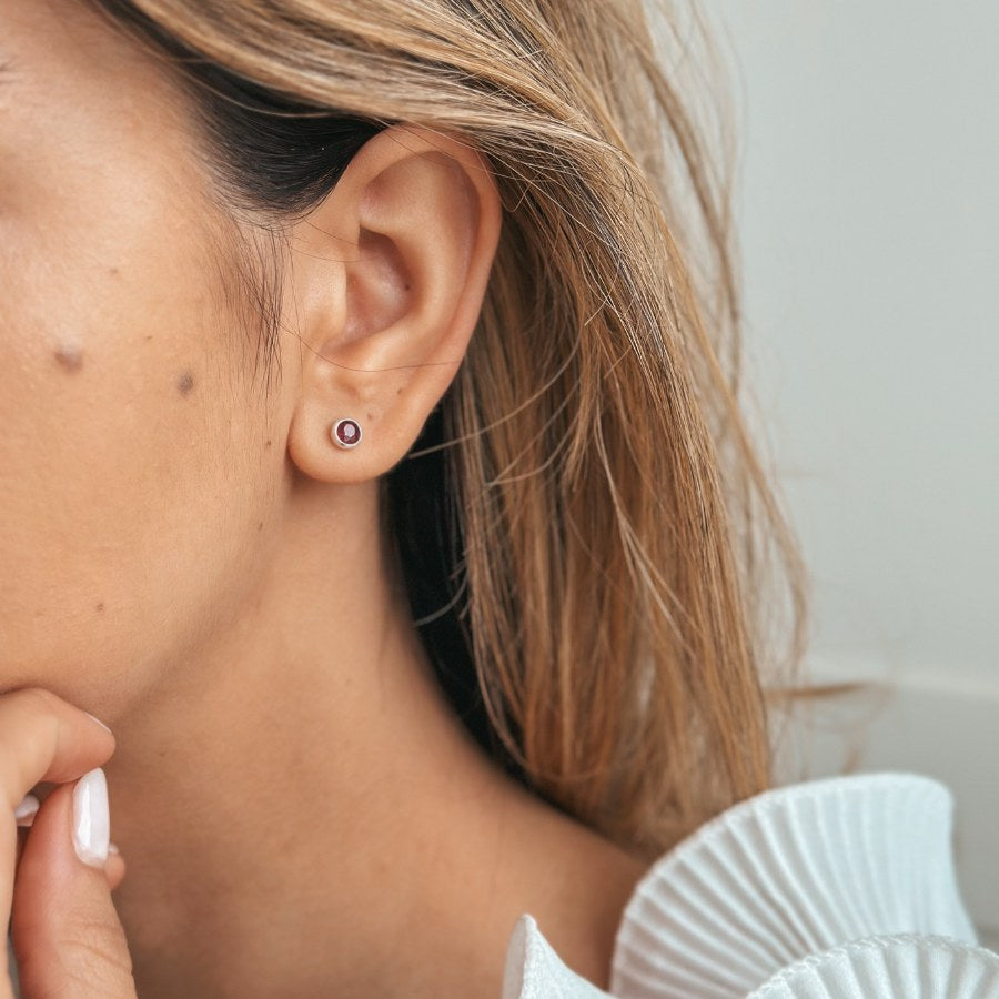 Boucles d'oreilles en argent Birthstone Juillet - Rubis - Indira