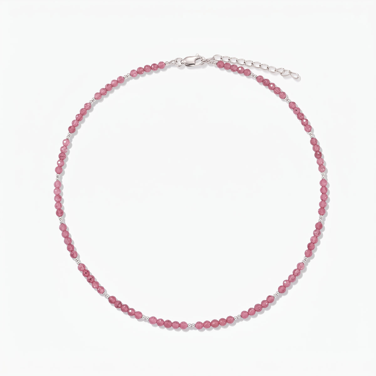 Collier en argent SummerScape avec rang de perles de tourmaline rose, fermoir mousqueton et chaînette de rallonge, photographié sur fond blanc.