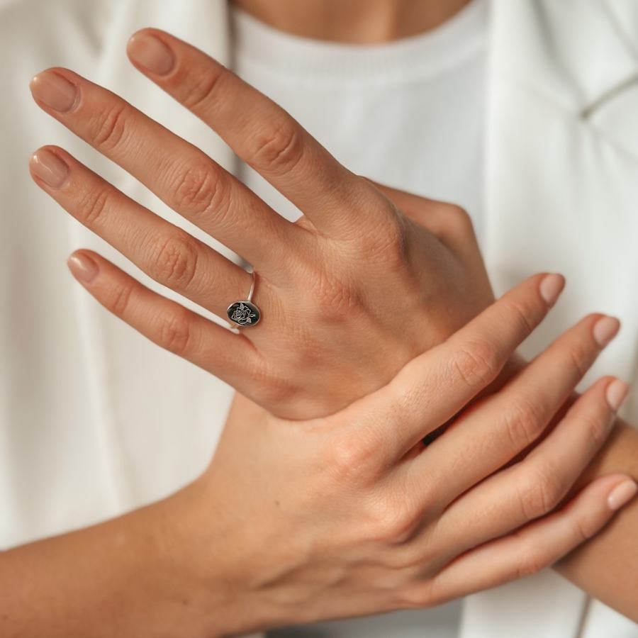 Bague en argent Birth Flower - Rose de juin - Indira