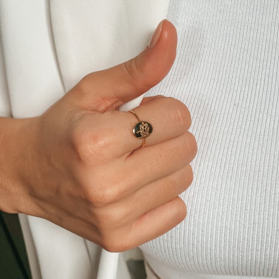 Bague en argent Birth Flower Golden - Lotus de Juillet - Indira