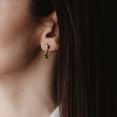 Boucles d'oreilles avec des pierres naturelles