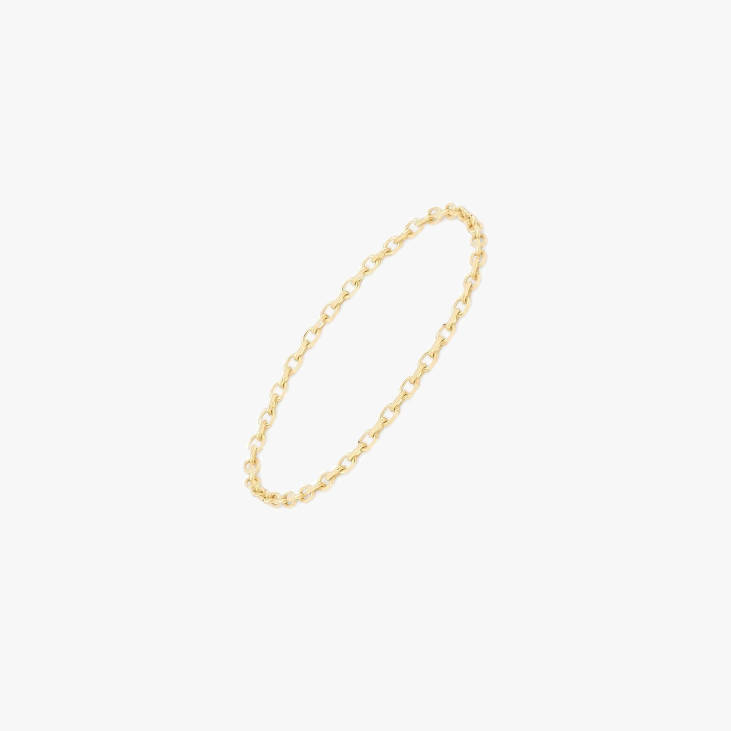 Bague chaîne en or 14K présentée sur un fond blanc.